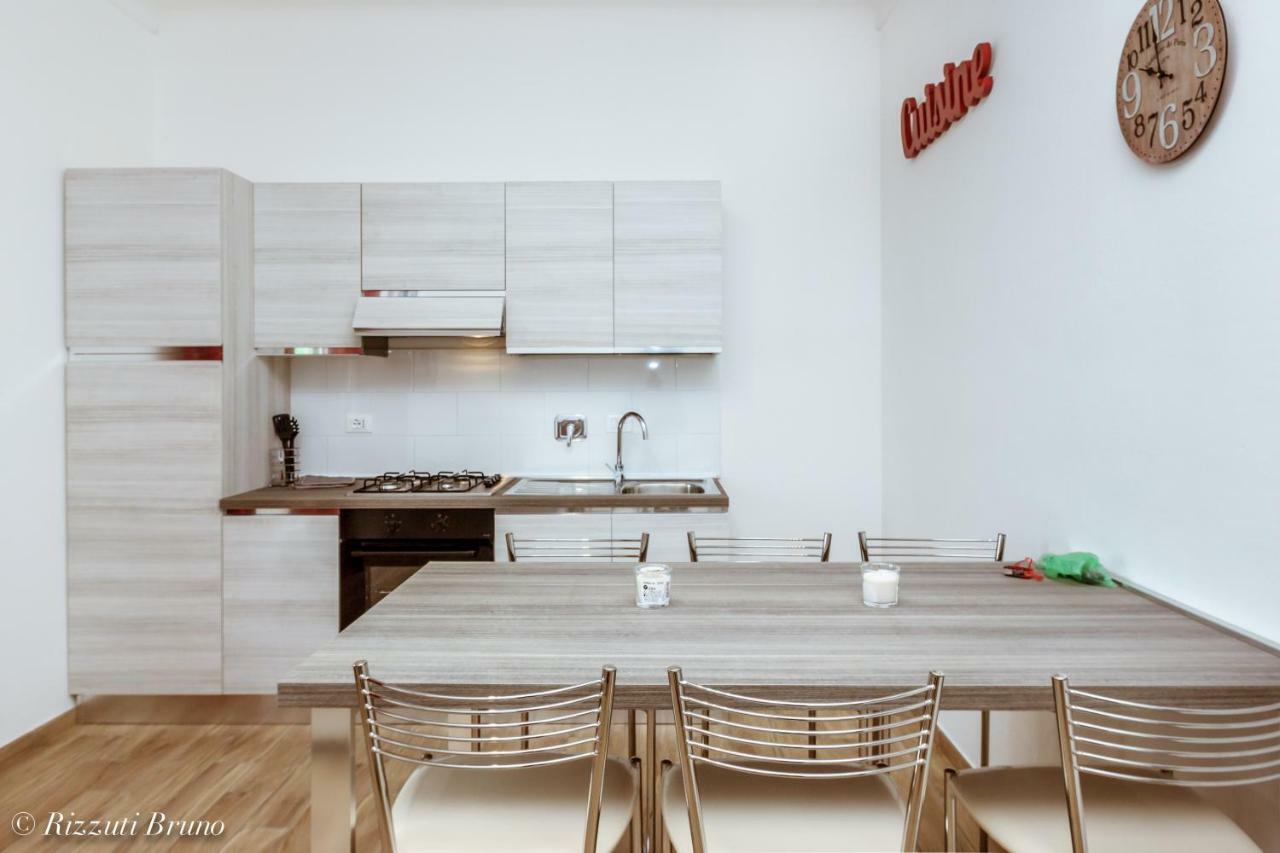 Apartament Happy House Savona Zewnętrze zdjęcie
